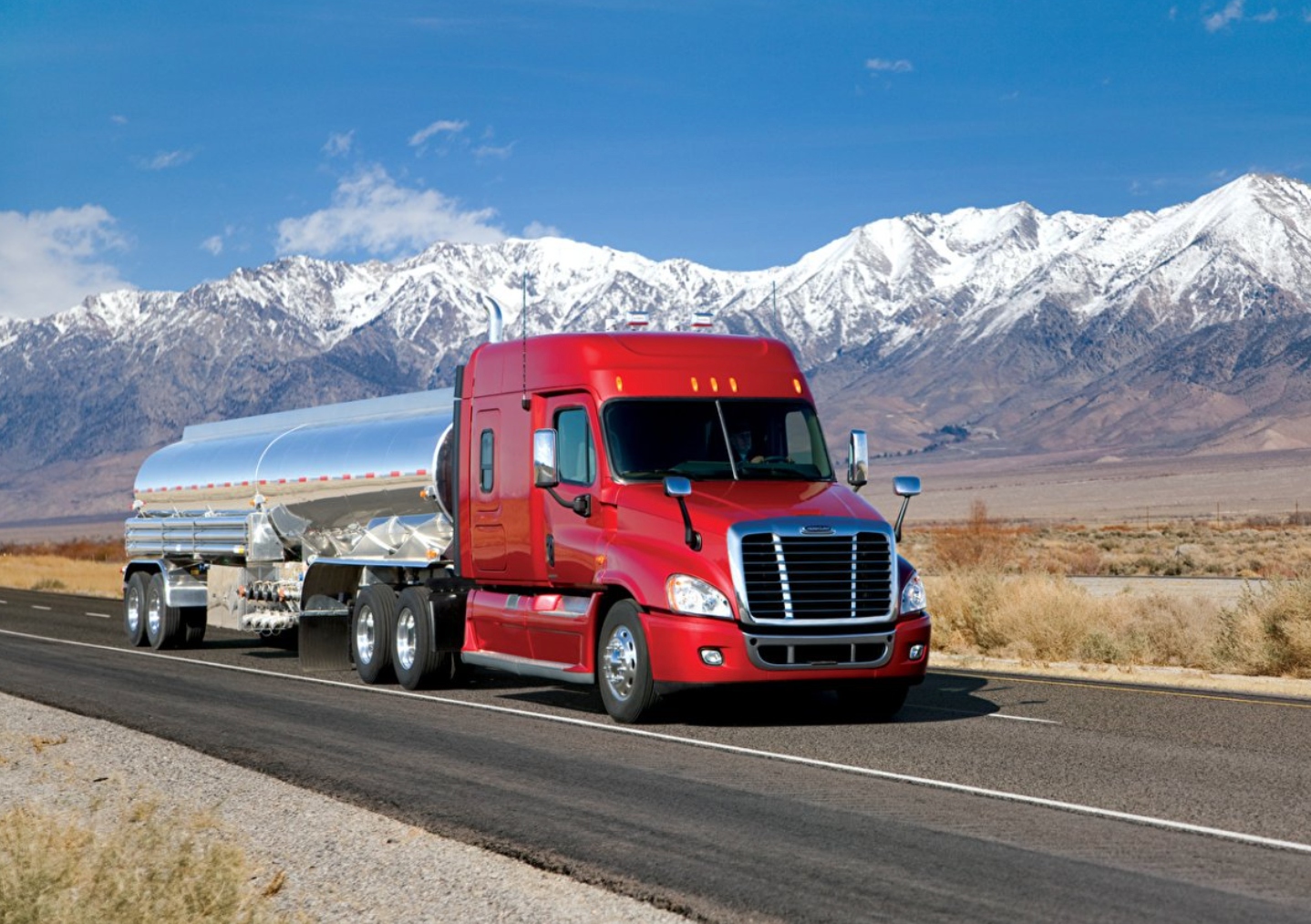 A Guide to Logbook Service for Trucking Businesses