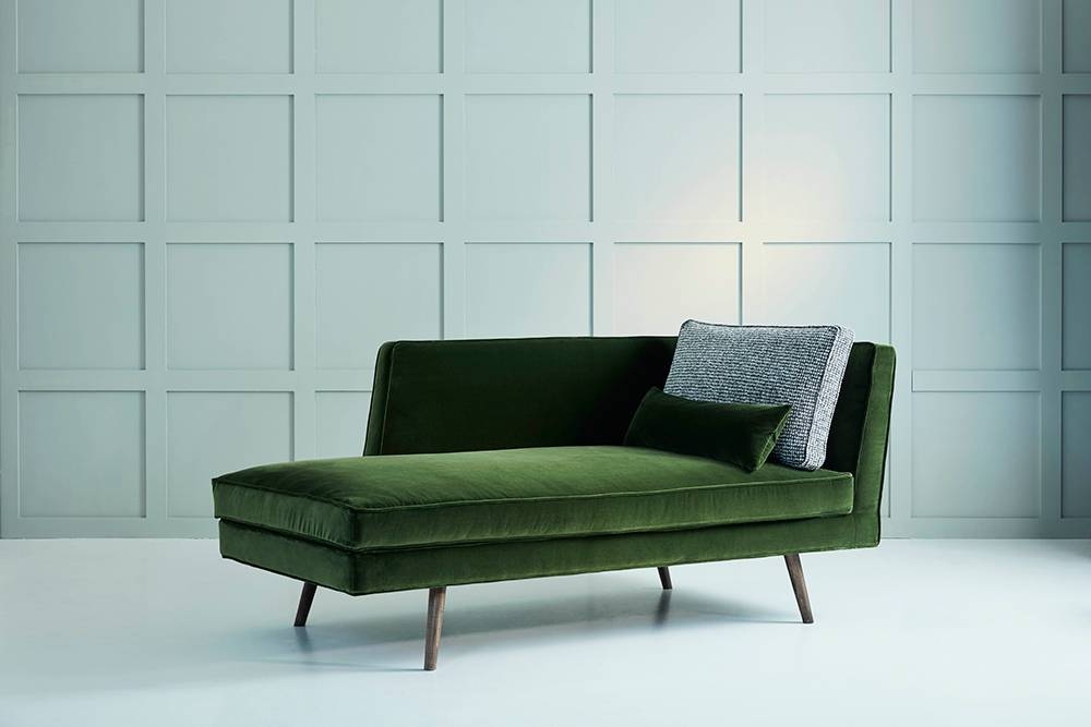 The Modern Chaise Lounge: A Must-Have Piece for Contemporary Homes