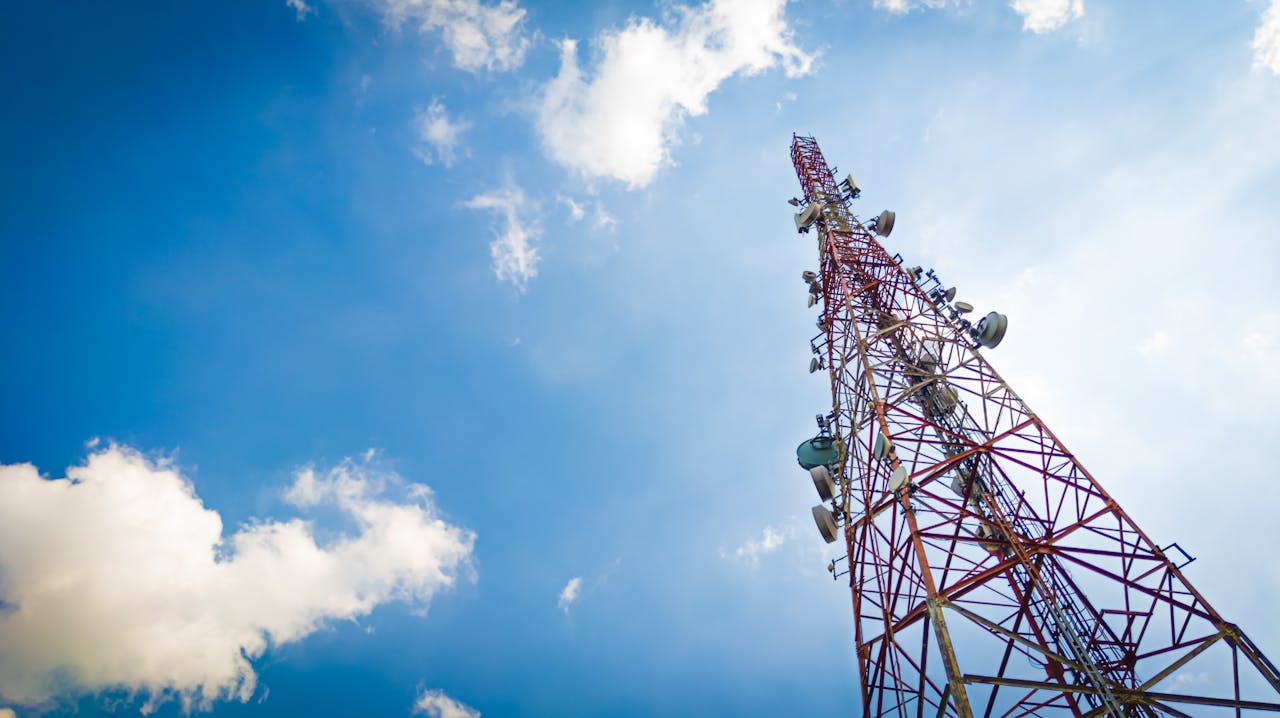 UK is Falling Behind in Telecoms Infrastructure, Warns BT Boss