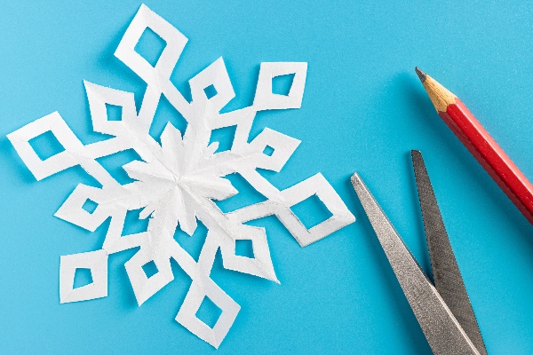 papersnowflakes.jpg